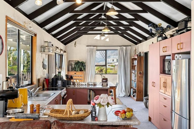 Photo of property in 19 Parry Crescent, Lake Hawea, Wanaka, 9382