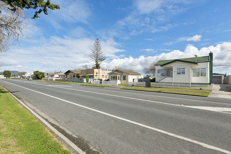 Photo of property in 232 Great South Road, Huntly, 3700
