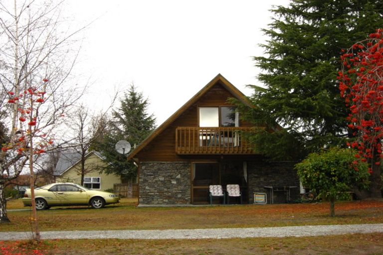 Photo of property in 64 Adamson Drive, Arrowtown, 9302