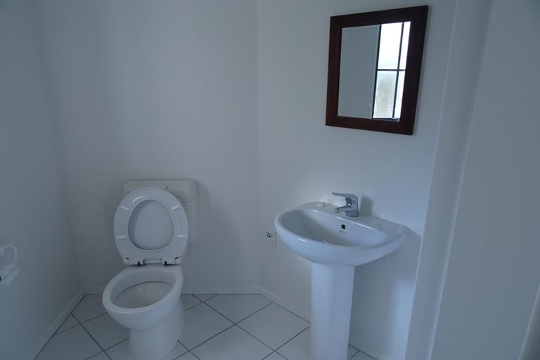 Photo of property in 1 Norwood Place, Johnsonville, Wellington, 6037