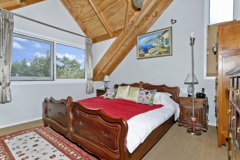 Photo of property in 26 Wicklam Lane, Greenhithe, Auckland, 0632