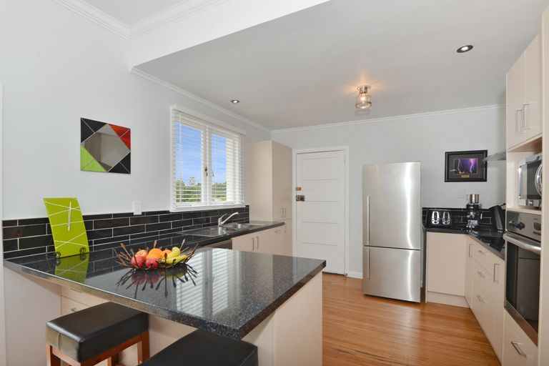 Photo of property in 53 Anzac Road, Morningside, Whangarei, 0110