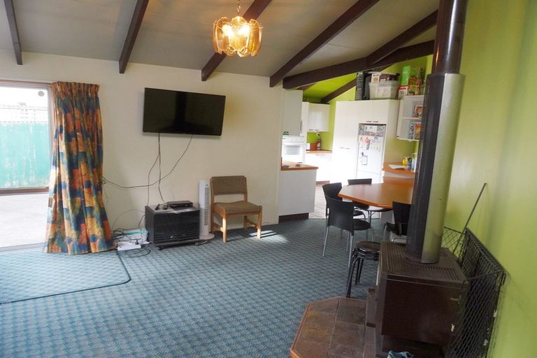 Photo of property in 671 Castle Street, North Dunedin, Dunedin, 9016