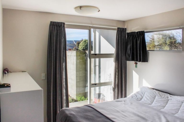 Photo of property in 10/14 Brougham Street, Addington, Christchurch, 8024