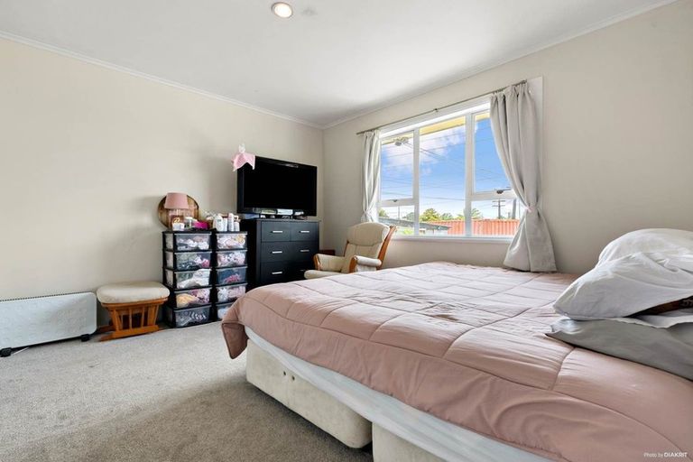 Photo of property in 3 Everitt Road, Otara, Auckland, 2023