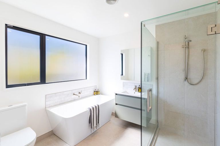 Photo of property in 96a Willryan Avenue, New Brighton, Christchurch, 8083