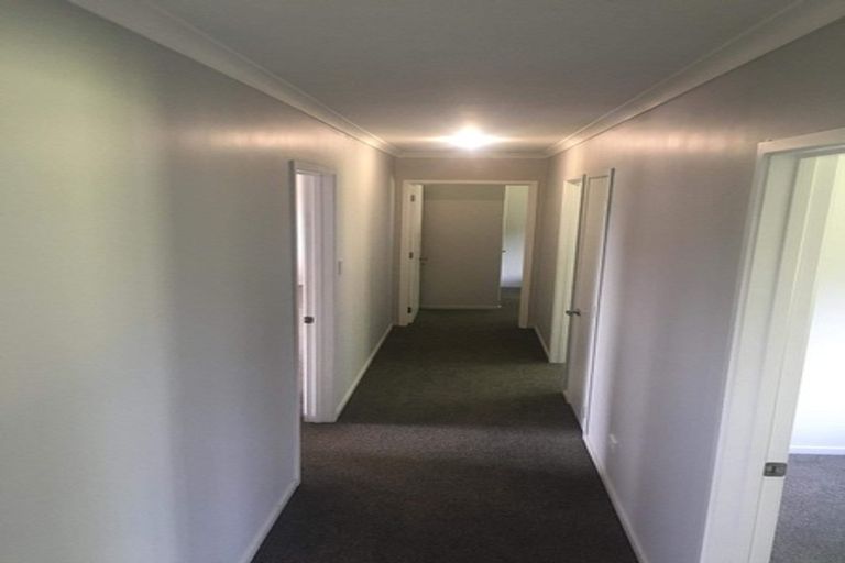 Photo of property in 10 Crawford Close, Amberley, 7410