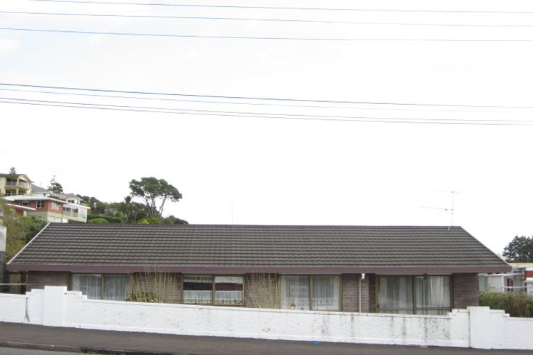 Photo of property in 1/60 Cutfield Road, New Plymouth, 4310