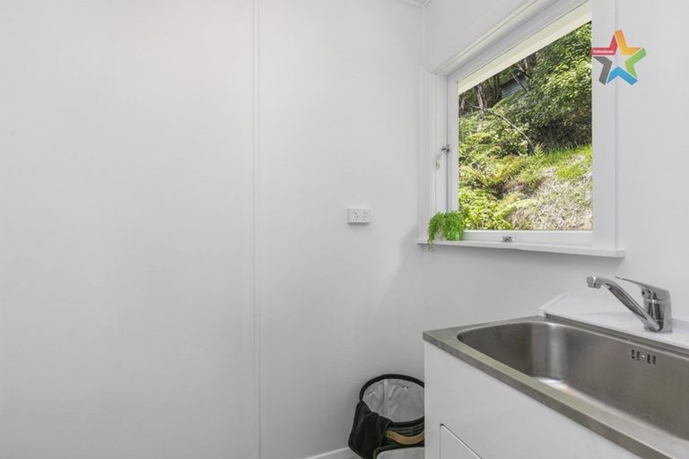 Photo of property in 165 Wellington Road, Wainuiomata, Lower Hutt, 5014