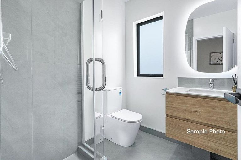 Photo of property in 1/2 Wedgewood Place, Dinsdale, Hamilton, 3204