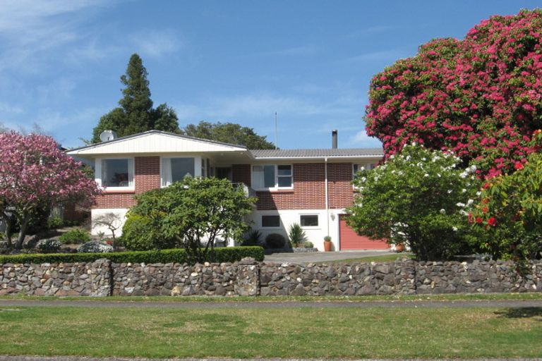 Photo of property in 26 Holland Street, Glenholme, Rotorua, 3010