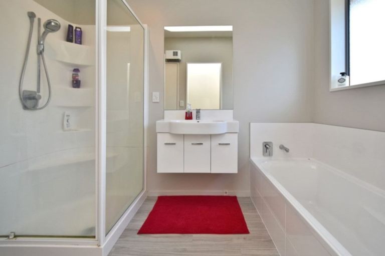 Photo of property in 8 Saint Monica Lane, Woolston, Christchurch, 8062