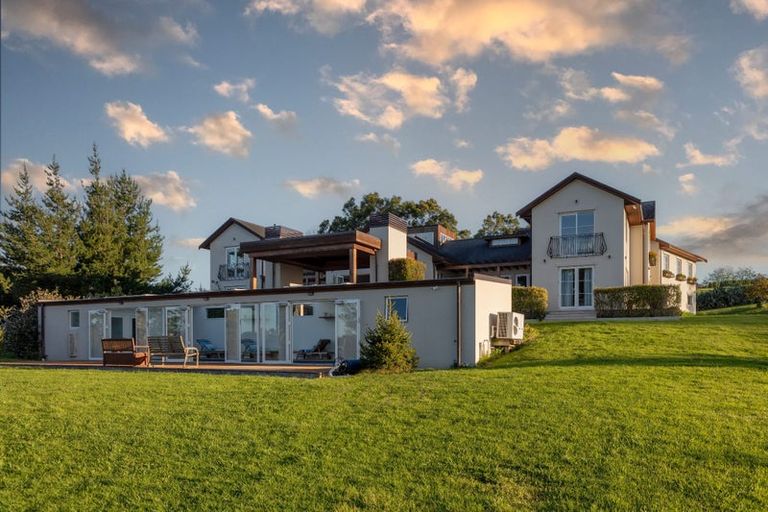 Photo of property in 52c Warman Road, Okura, Albany, 0792