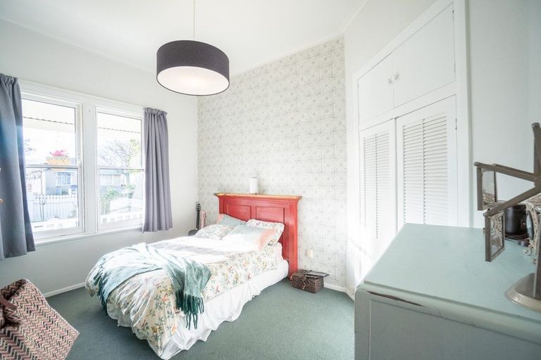 Photo of property in 16 Worcester Street, West End, Palmerston North, 4410