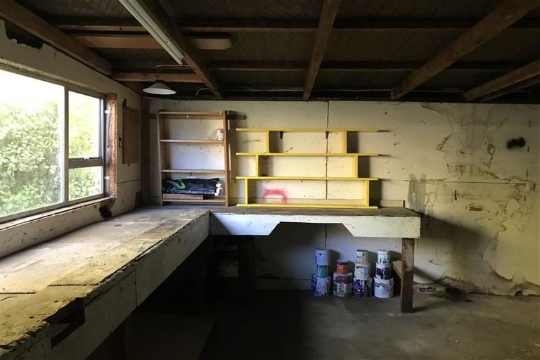 Photo of property in 17 Scotland Terrace, Green Island, Dunedin, 9018