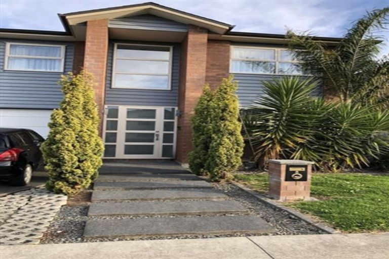 Photo of property in 8 Ballyholey Drive, Flat Bush, Auckland, 2019