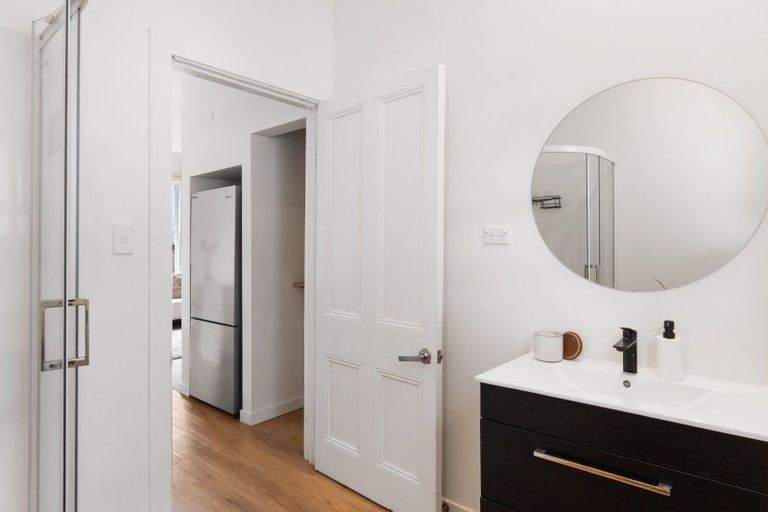 Photo of property in 15 Oman Street, Kaiti, Gisborne, 4010