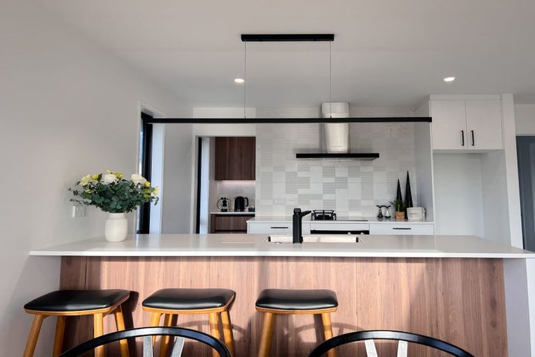 Photo of property in 37 Candlesticks Crescent, Lincoln, 7608