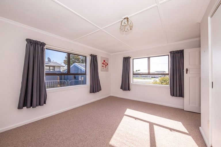 Photo of property in 20 Bentham Street, Westport, 7825