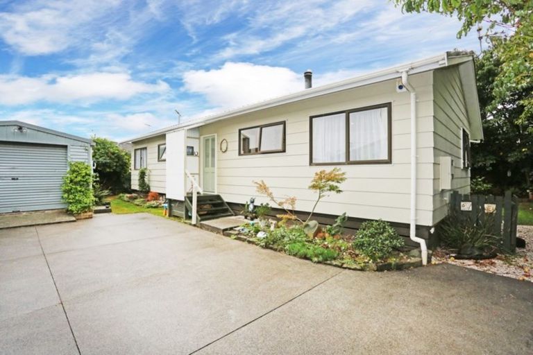 Photo of property in 2/134 Clevedon Road, Papakura, 2110