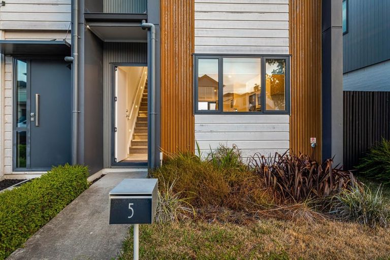 Photo of property in 5 Dorricott Avenue, Hobsonville, Auckland, 0616