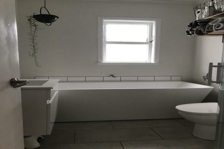 Photo of property in 12 Krull Street, Vogeltown, Wellington, 6021