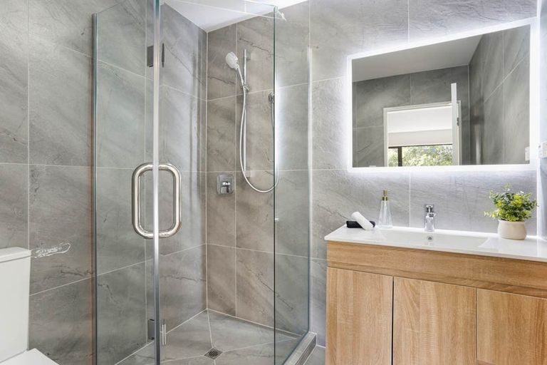 Photo of property in 3/205 Sunnynook Road, Wairau Valley, Auckland, 0627