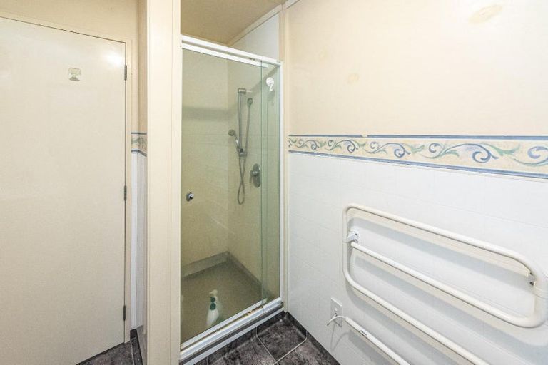 Photo of property in 5 Caversham Road, Westmere, Whanganui, 4501