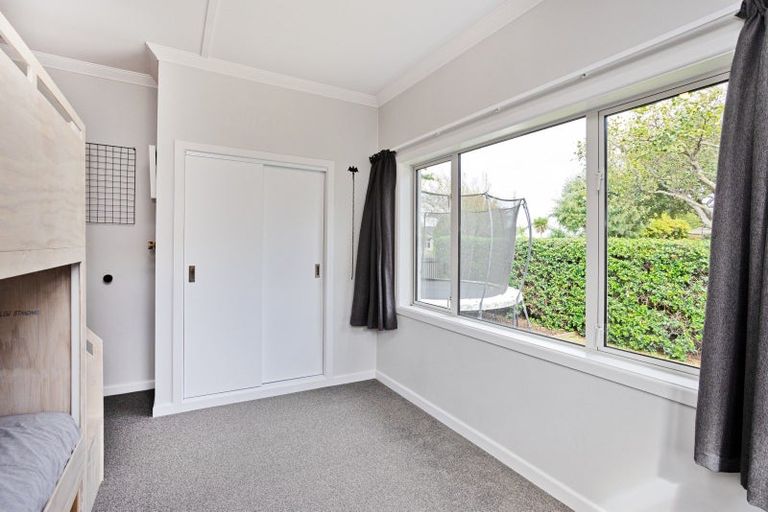 Photo of property in 129 Joseph Street, Waverley, Invercargill, 9810