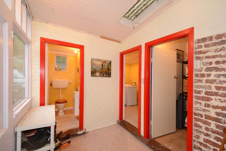 Photo of property in 453 South Road, Calton Hill, Dunedin, 9012