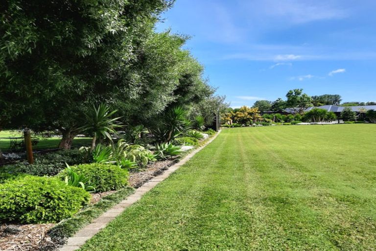 Photo of property in 24 Saint Laurent Way, Ohau, 5570