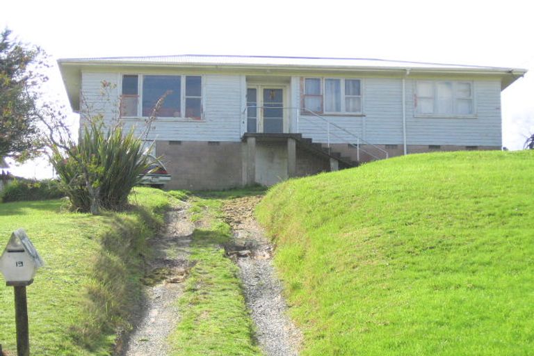 Photo of property in 19 Lewis Street, Te Kamo, Whangarei, 0112