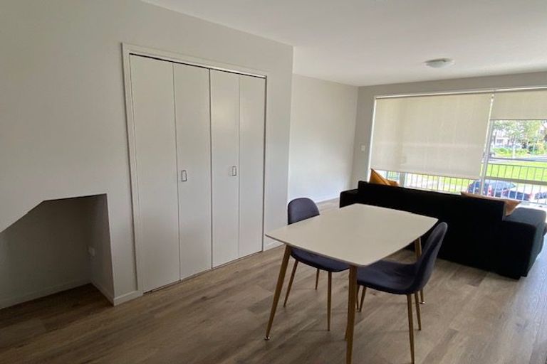 Photo of property in 6/1 Opito Way, East Tamaki, Auckland, 2013