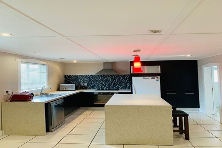 Photo of property in 47 Heretaunga Avenue, Onehunga, Auckland, 1061