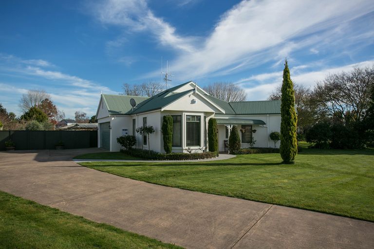 Photo of property in 19 Cowley Drive, Leamington, Cambridge, 3432