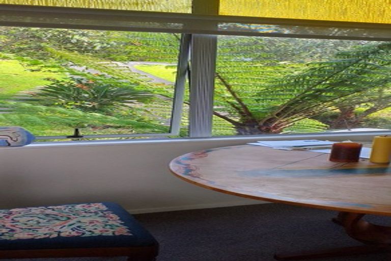 Photo of property in 22 Yorke Road, Haruru, 0204