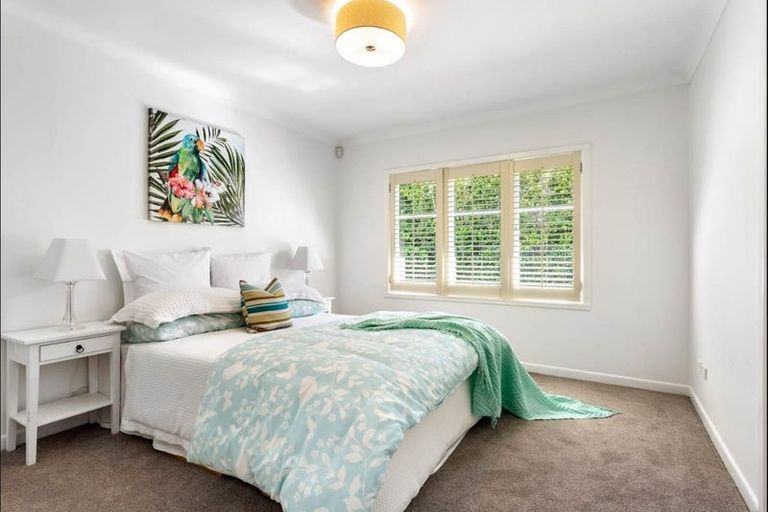 Photo of property in 1/36 Gordon Avenue, Milford, Auckland, 0620