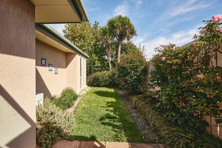 Photo of property in 12 Battys Road, Springlands, Blenheim, 7201