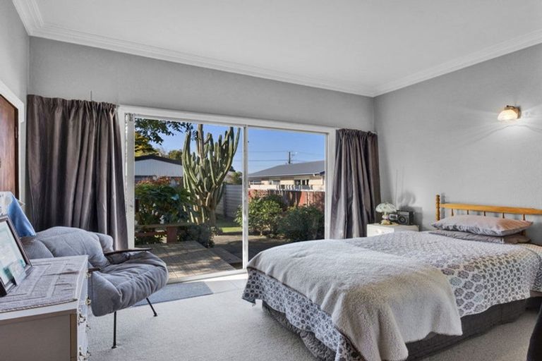 Photo of property in 13 Disraeli Street, Hawera, 4610