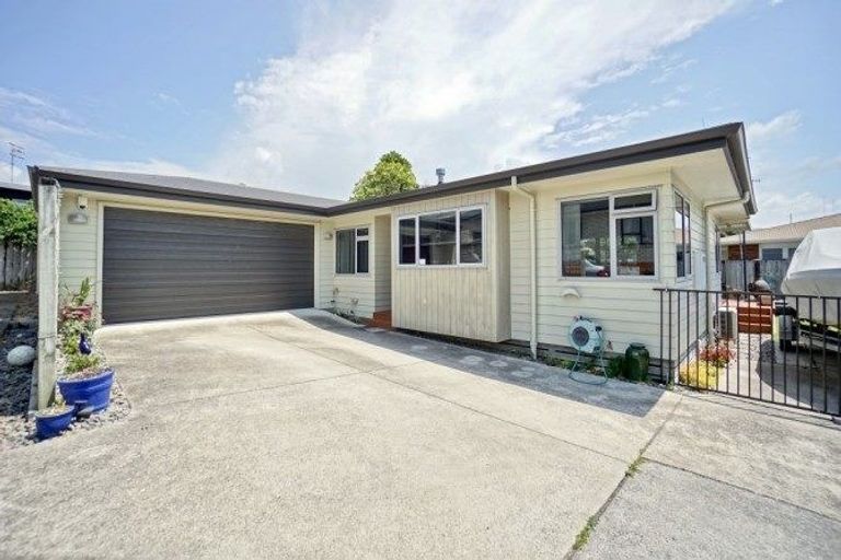Photo of property in 43a Boucher Avenue, Te Puke, 3119