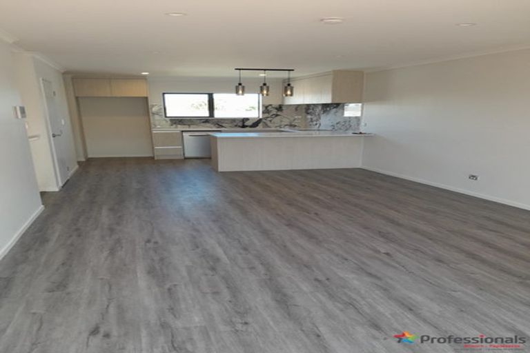 Photo of property in 10d White Road, Manurewa, Auckland, 2102