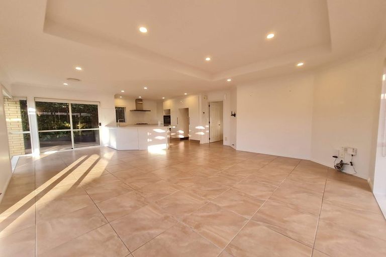 Photo of property in 15 Keppoch Court, Dannemora, Auckland, 2016