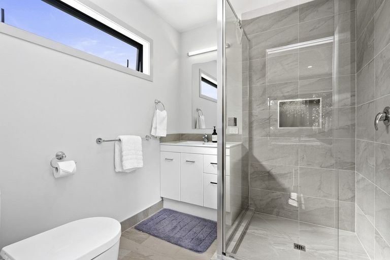 Photo of property in 268 Thornton Road, Cambridge, 3496