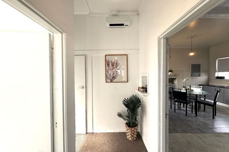 Photo of property in 21 Elderlee Street, Milton, 9220