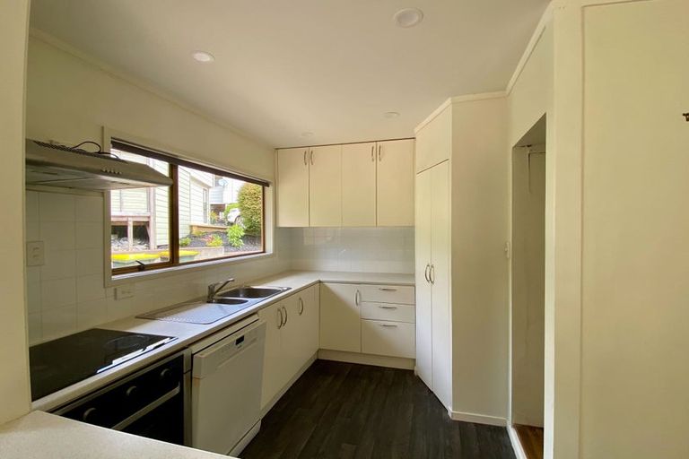 Photo of property in 3/17 Paris Place, Birkenhead, Auckland, 0626