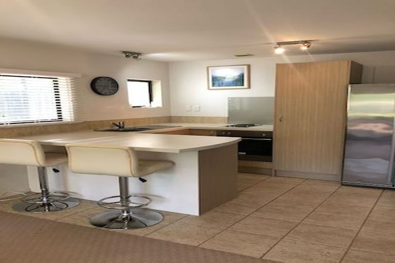 Photo of property in 25 Maxwelton Drive, Mairangi Bay, Auckland, 0630