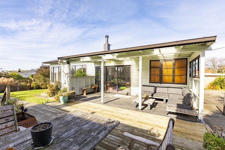 Photo of property in 16 Tavistock Road, Waipukurau, 4200