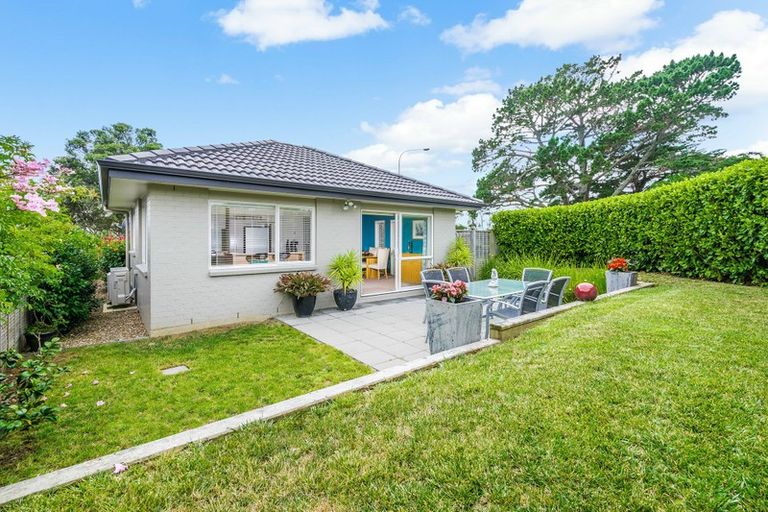 Photo of property in 68 Schnapper Road, Schnapper Rock, Auckland, 0632