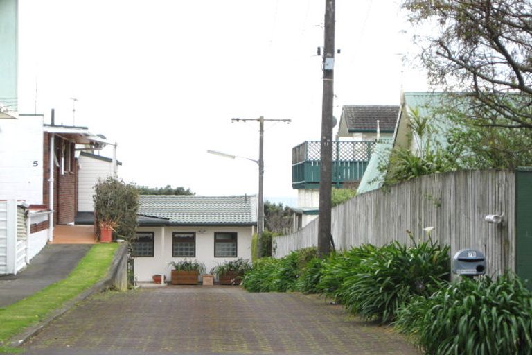 Photo of property in 78 Whiteley Street, Moturoa, New Plymouth, 4310