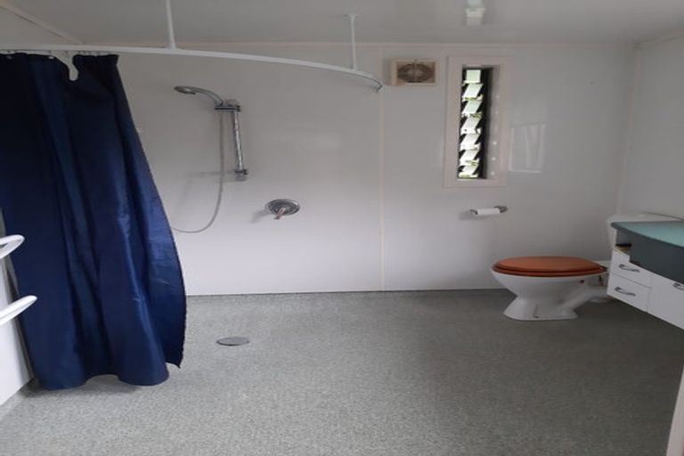 Photo of property in 77 Tanekaha Road, Titirangi, Auckland, 0604